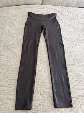 SPANX High-Waist Faux Leather Leggings - dark Plum Purple